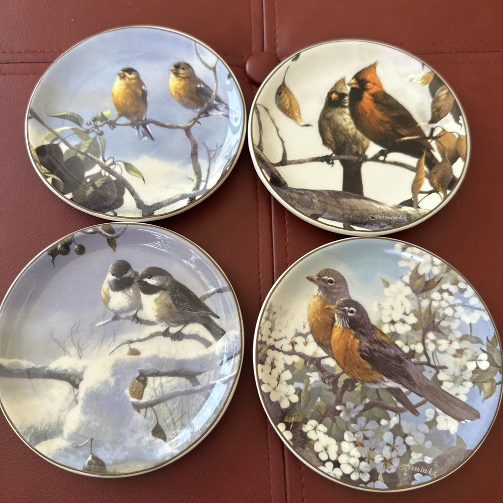1986 Set of 4 Fountainhead "The Seasons" by Mario Fernandez Birds Flowers Plates